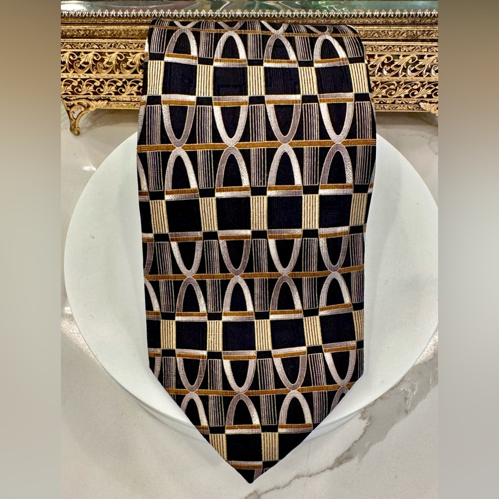 Innocenti Oro All Silk Tie Hand-Tailored by Tom James Black/Silver Geometric EUC
